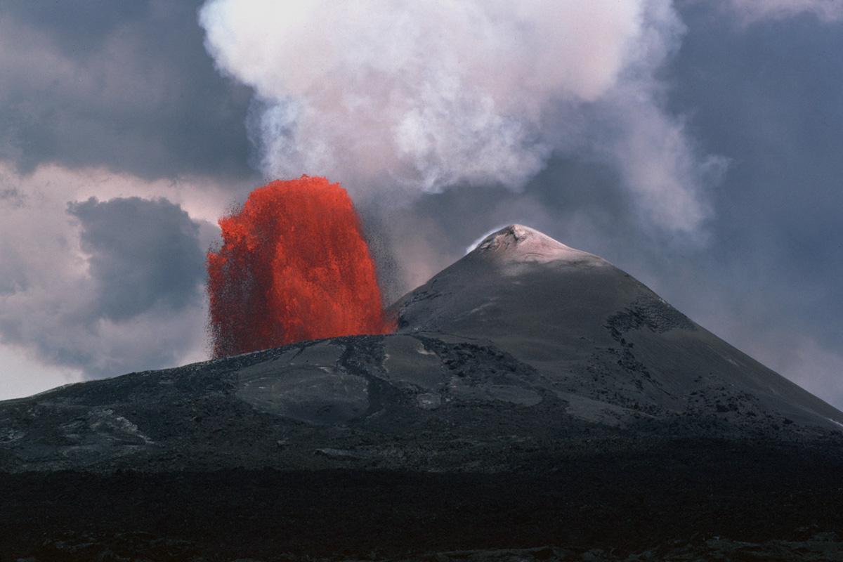 hawaii kilauea lava