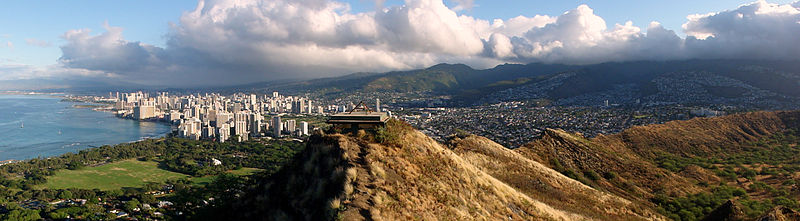 800px-Diamond_Head_Crater_Bunker