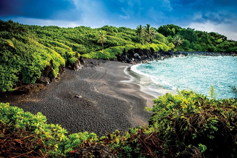 waianapanapa state park maui