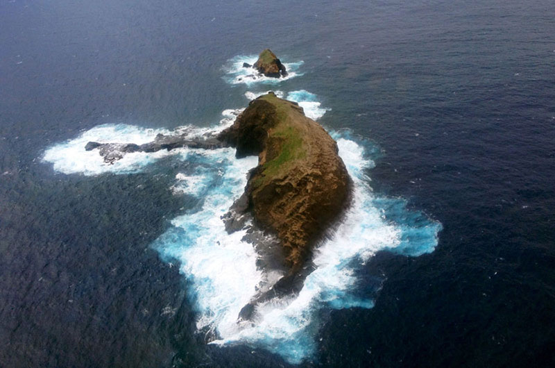 elephant rock molokai hawaii