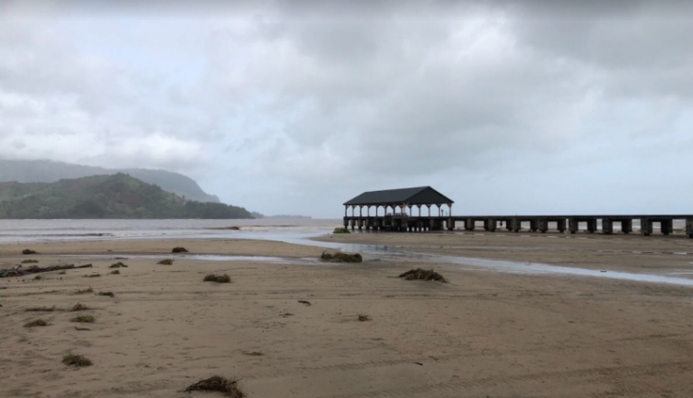 HanaleiBayflood