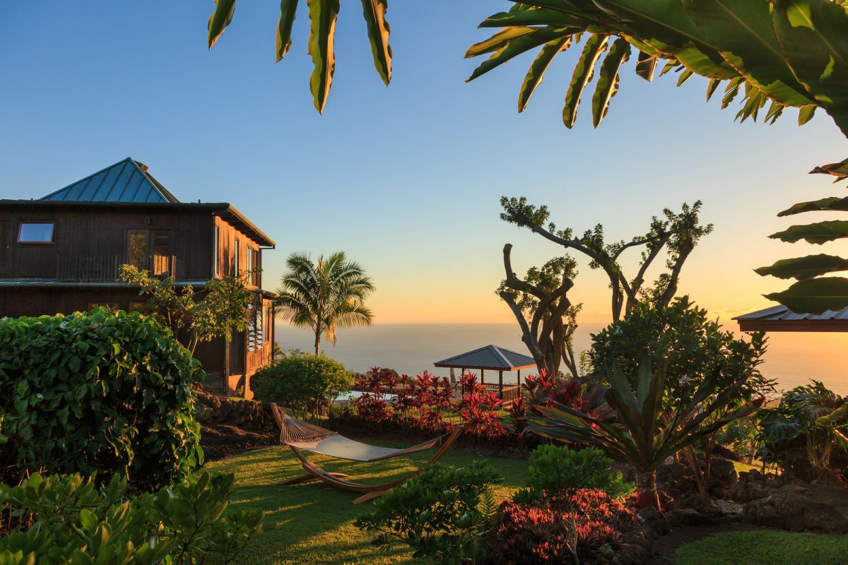 holualoa inn