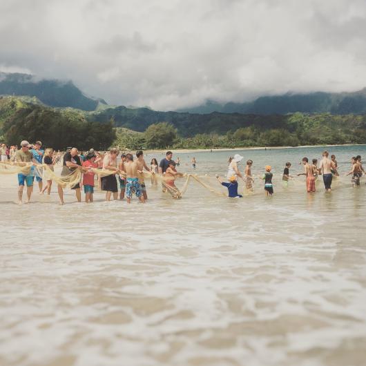 kauai hanalei bay hukilau