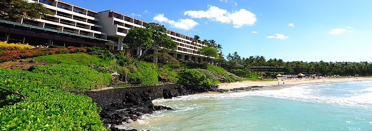 things_we_love_about_Hawaii_classic_hotels_remade