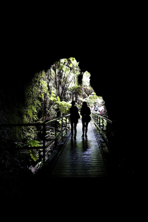 Hawaii_hiking_Volcano_Akaka_Waipio
