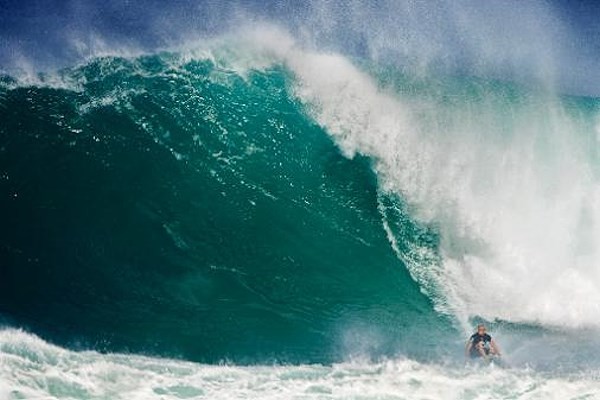 Hawaii_Magazine_Vans_Triple_Crown_Surfing_guide