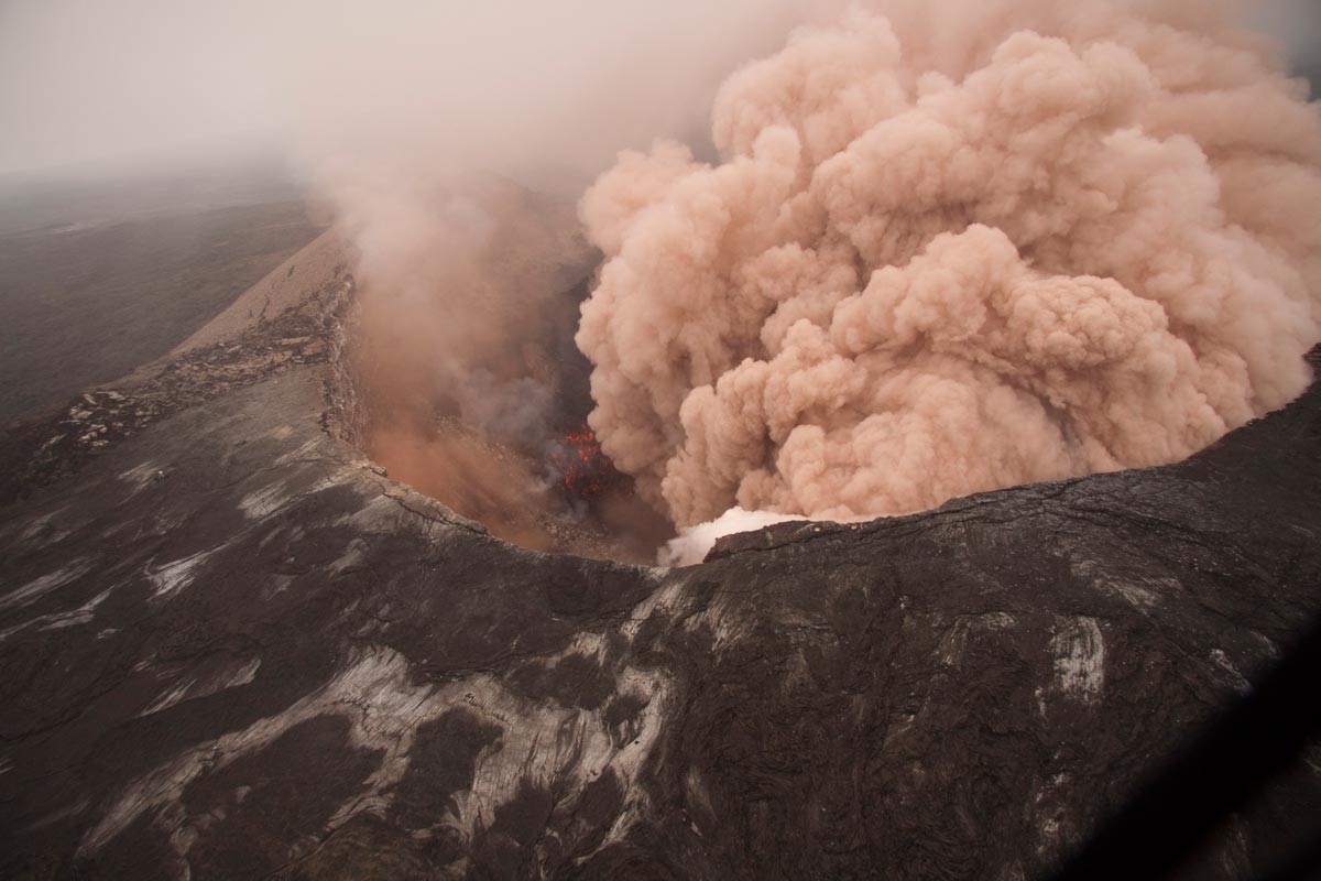 new_lava_vent_opens_at_Kilauea_volcano new_lava_vent_opens_at_Kilauea_volcano