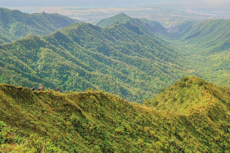 hawaii magazine adventures