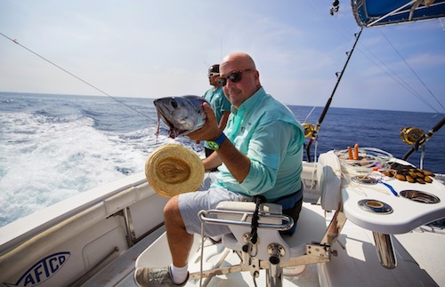 bizarre_foods_andrew_zimmern_hawaii_island_season_9_finale