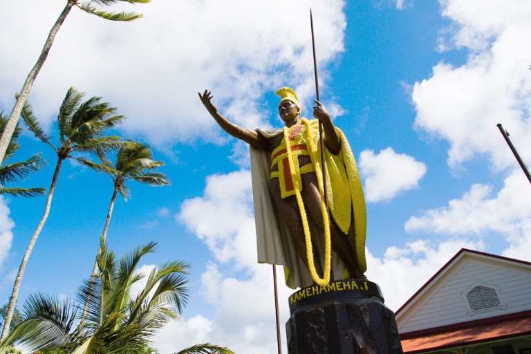 kam statue