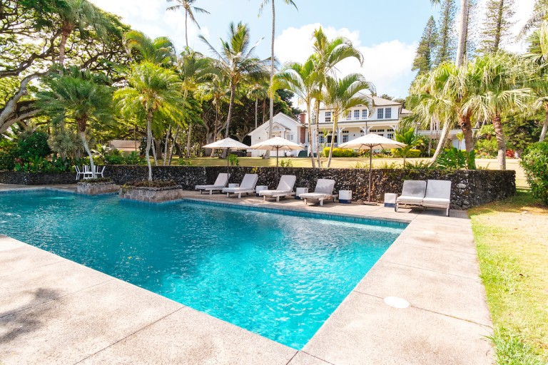 Him2106 Ay Maui 630