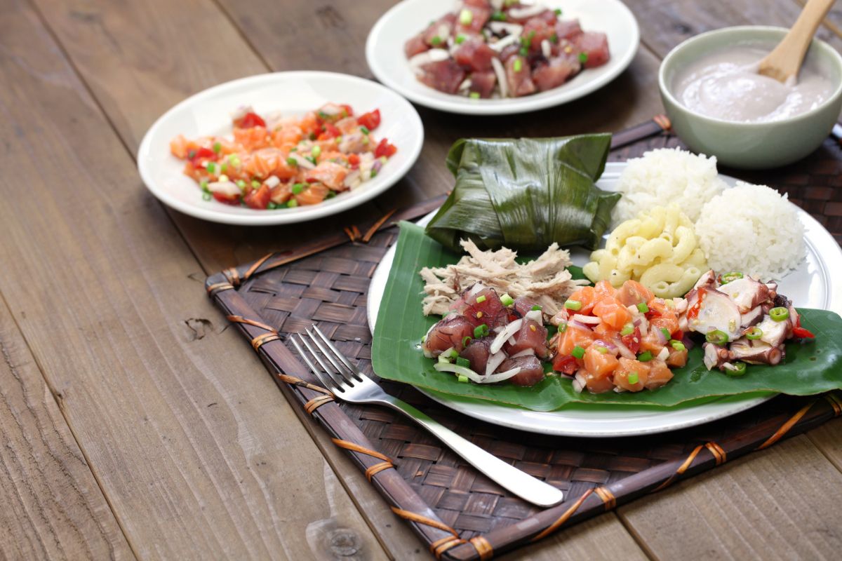 Luau Plate