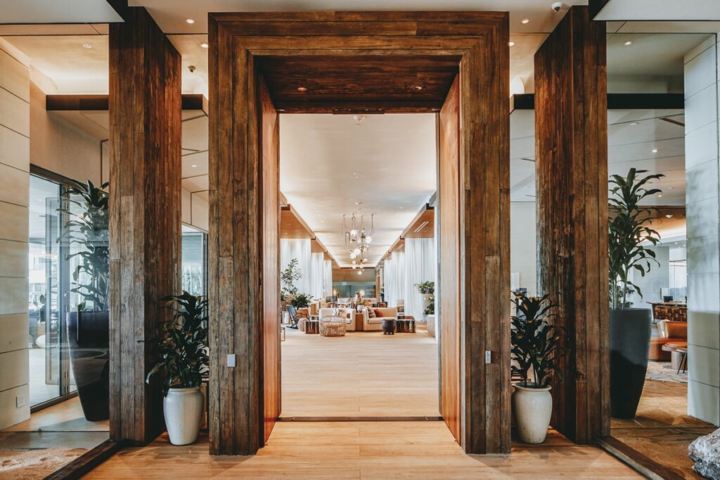 Turtle Bay Resort Lobby