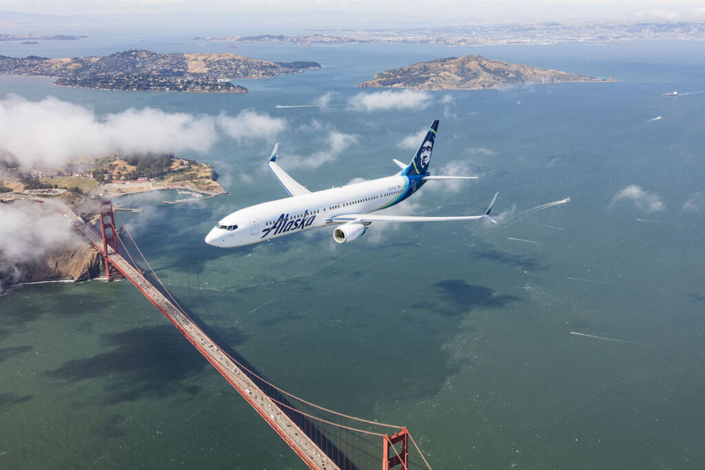 Alaska Airlines Boeing 737 900er