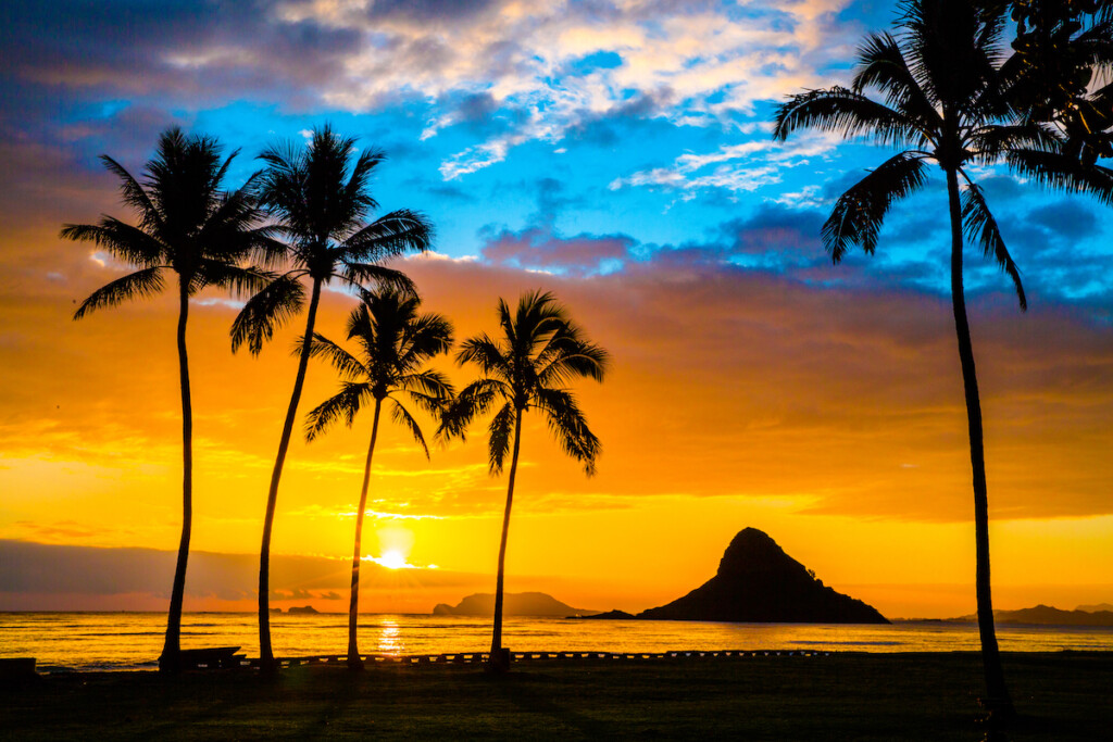 Beautiful Sunrise At Mokoli‚Äôi On Oahu